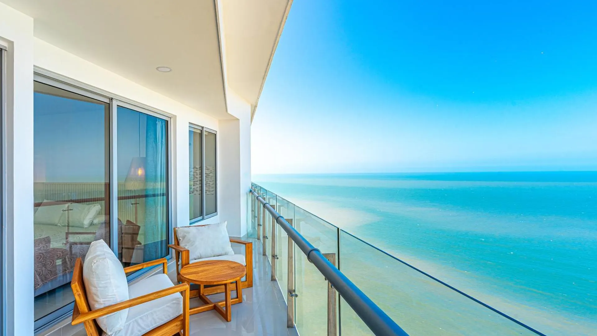Cartagena Dreams Luxury Oceanfront Suite Wpool 4