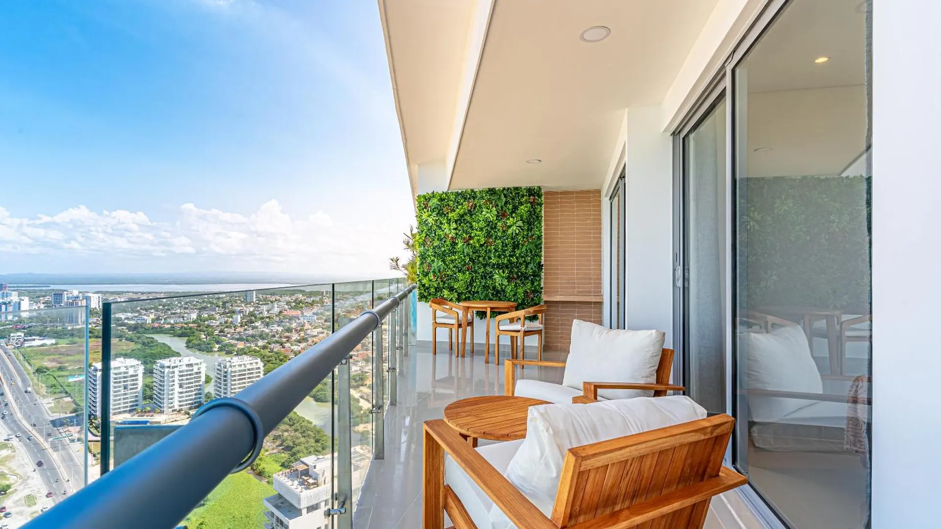 Cartagena Dreams Luxury Oceanfront Suite Wpool 4 Apartment