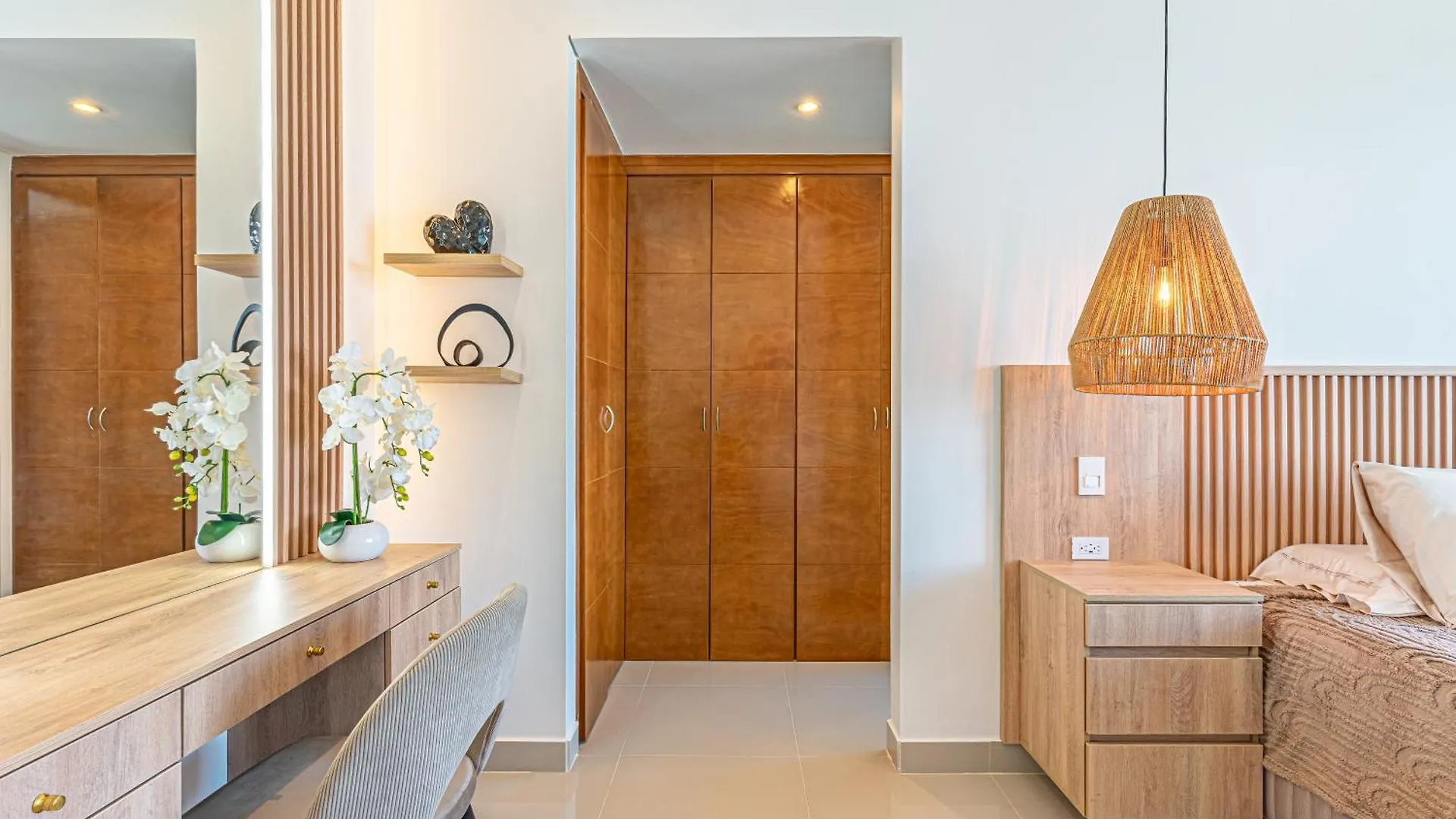Cartagena Dreams Luxury Oceanfront Suite Wpool 4 0*,